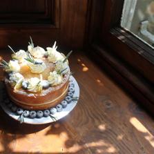Lemon Naked cake for Small Wedding Celebration